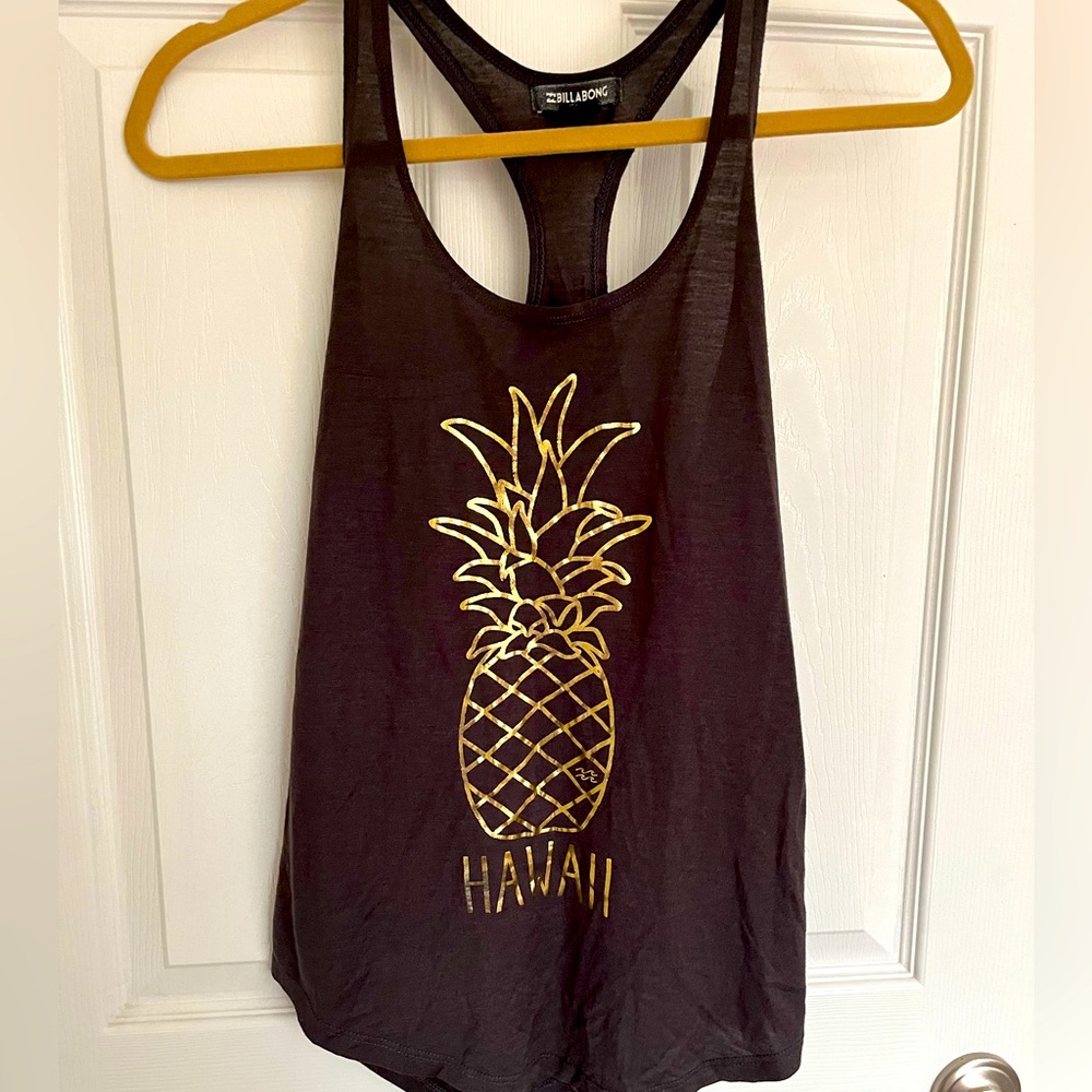 Gray and gold Billabong Hawaii pineapple tank size small